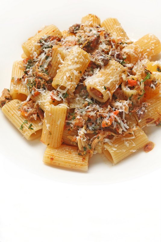 olive beach-rigatoni,roasted pork,goan chorizo-sanjay ramchandran-01 (2)